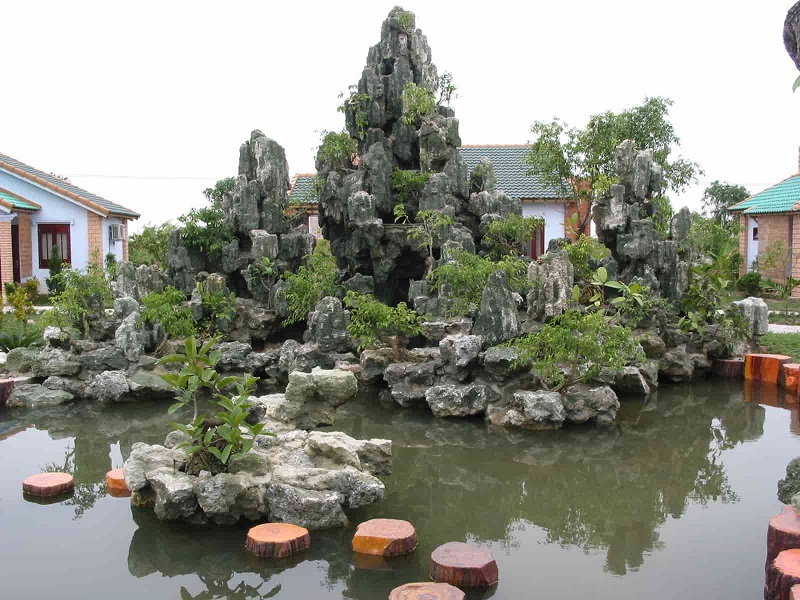 Thiết kế, thi công hòn non bộ hợp phong thủy